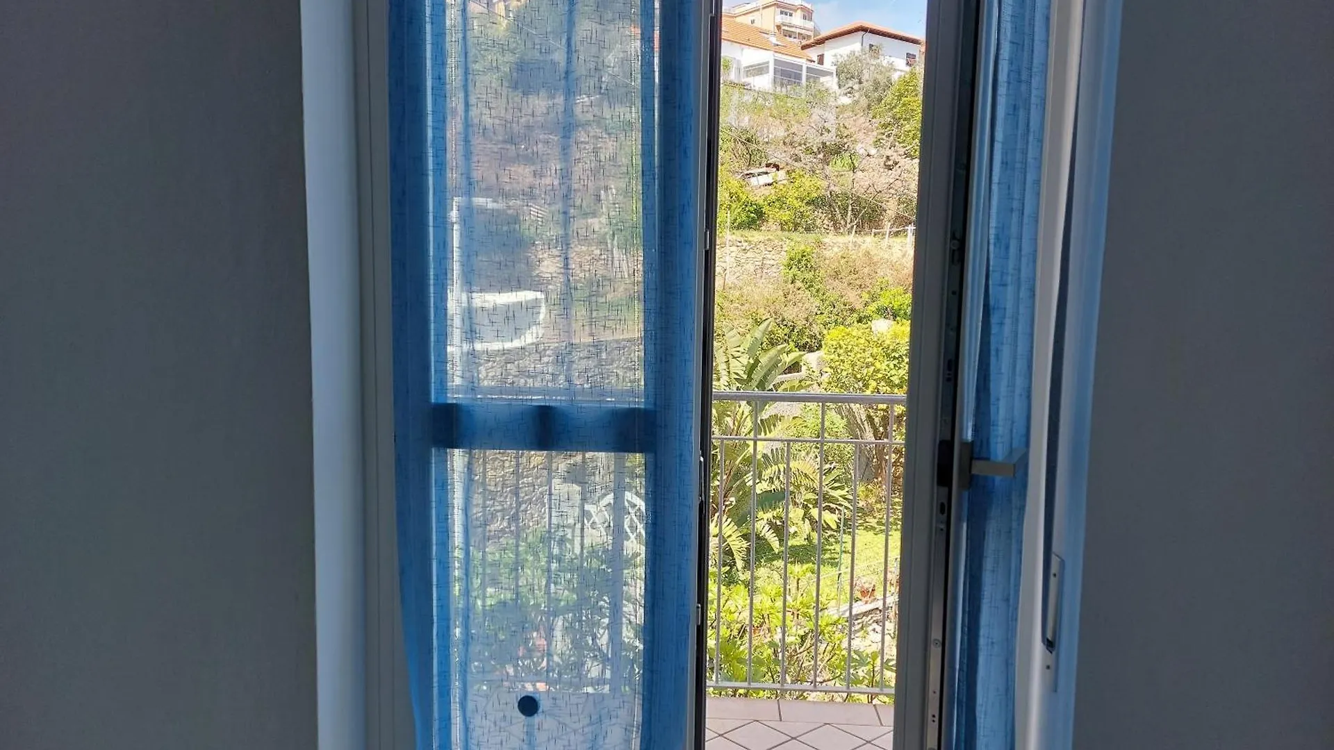 Apartment Una Finestra Sul Mare Home 1 Bergeggi